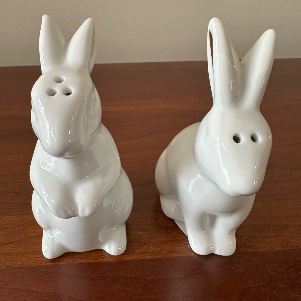 Target White Ceramic Bunny Salt and Pepper Shakers